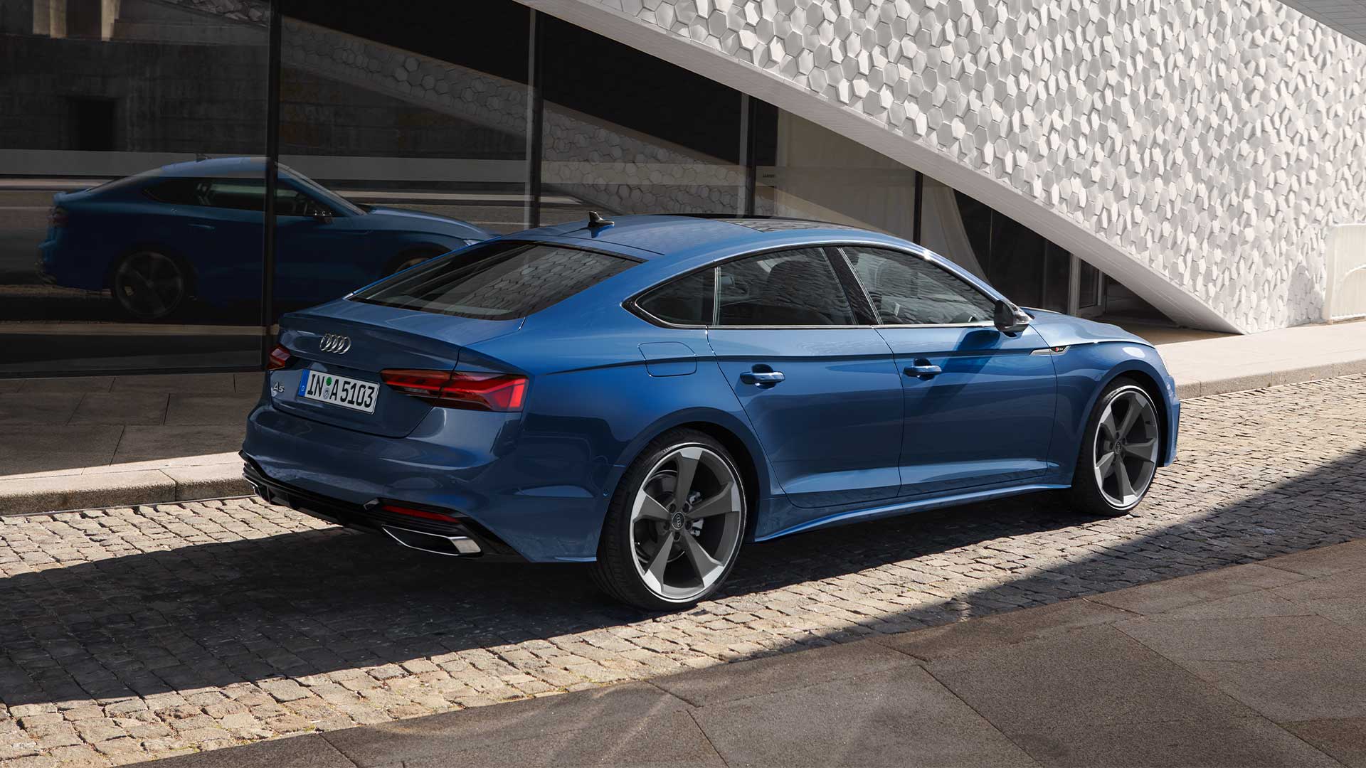 A5 Sportback side view